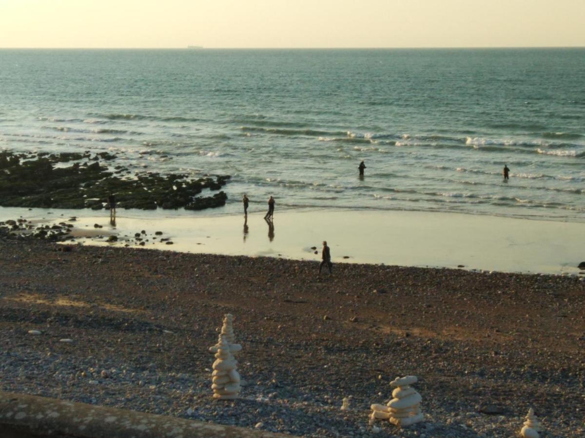 Vila Le Domaine Des Roches, Auberge Collective Dieppe Exteriér fotografie